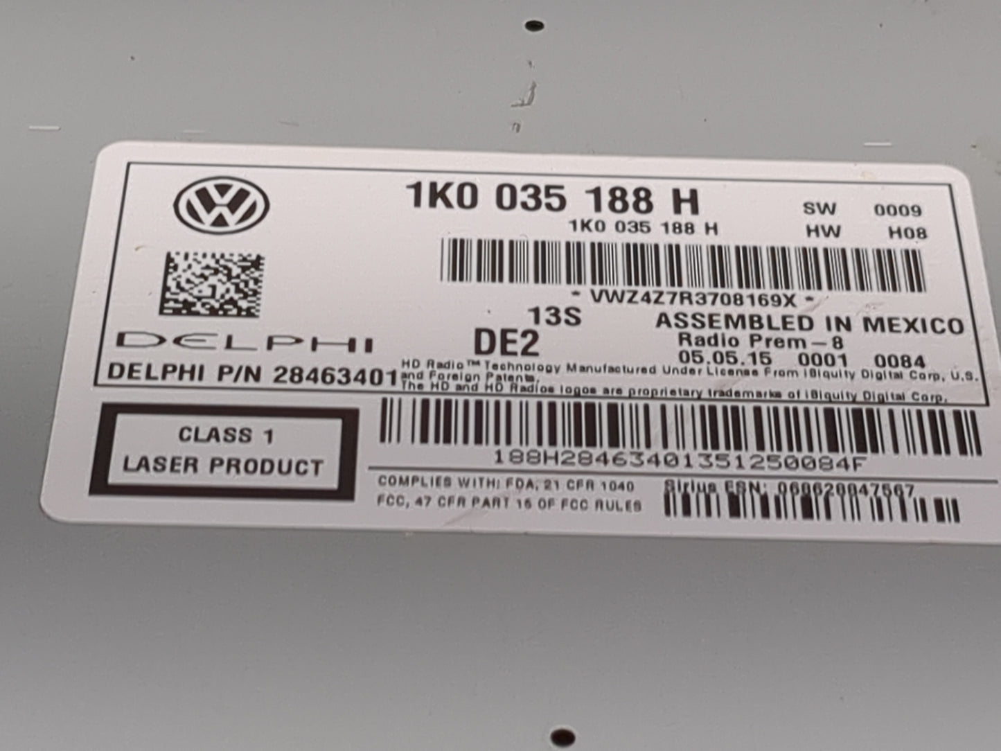 2012-2017 Volkswagen Jetta Radio AM FM Cd Player Receiver Replacement P/N:1K0035188H 28463401 Fits OEM Used Auto Parts - Oem