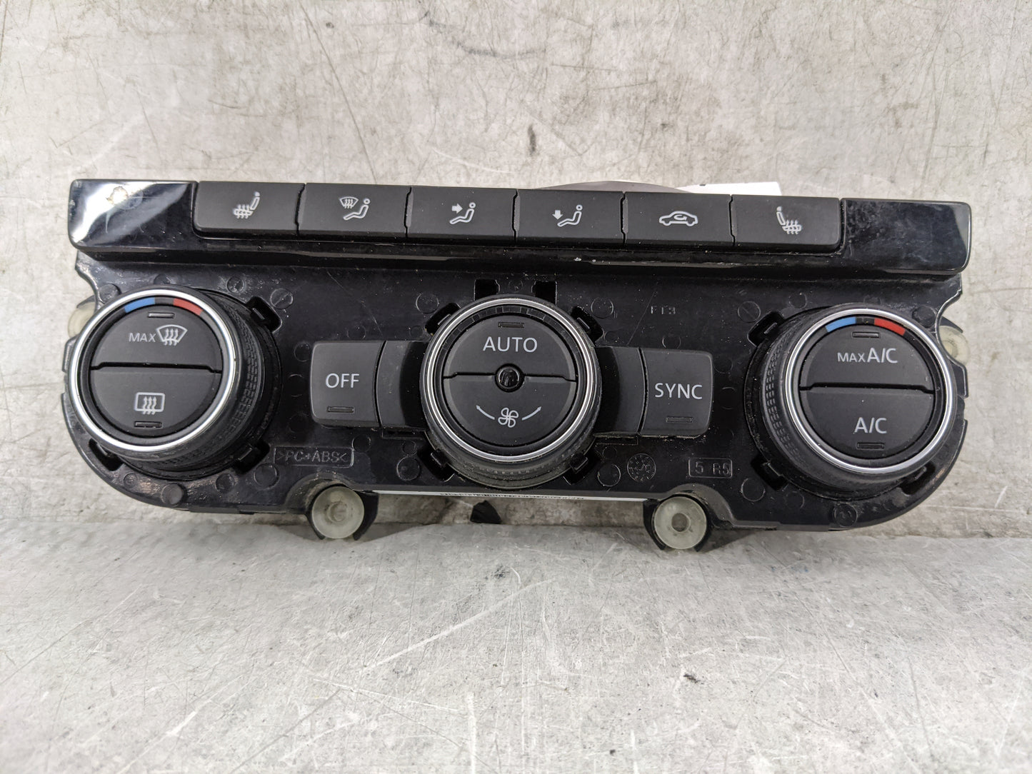2015-2018 Volkswagen Jetta Climate Control Module Temperature AC/Heater Replacement P/N:1K8907044CL 5HB013020-25 Fits OEM Us