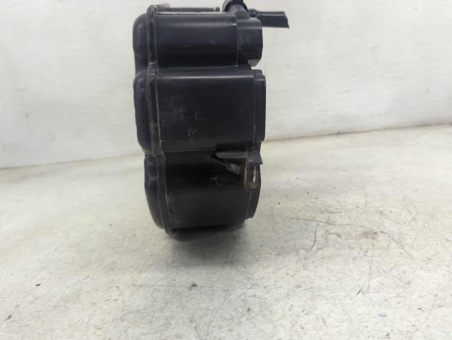 2015 Volkswagen Jetta Fuel Vapor Charcoal Canister 1479527 - Oemusedautoparts1.com