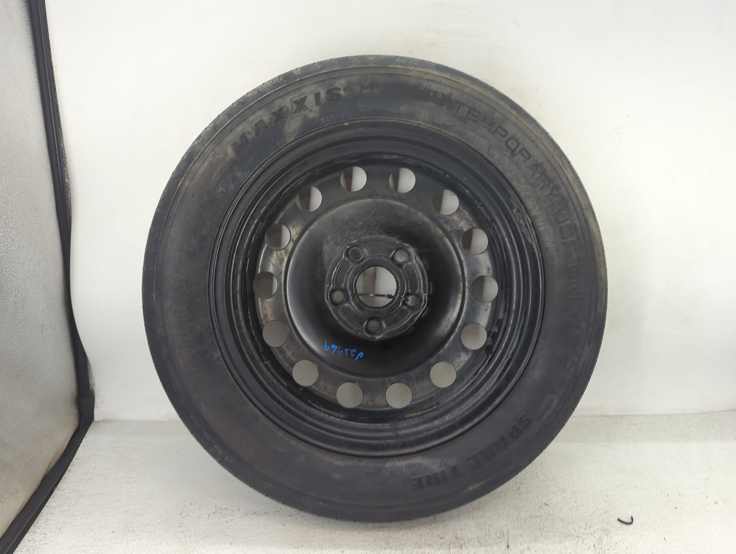 2015 Volkswagen Jetta Spare Donut Tire Wheel Rim Oem - Oemusedautoparts1.com