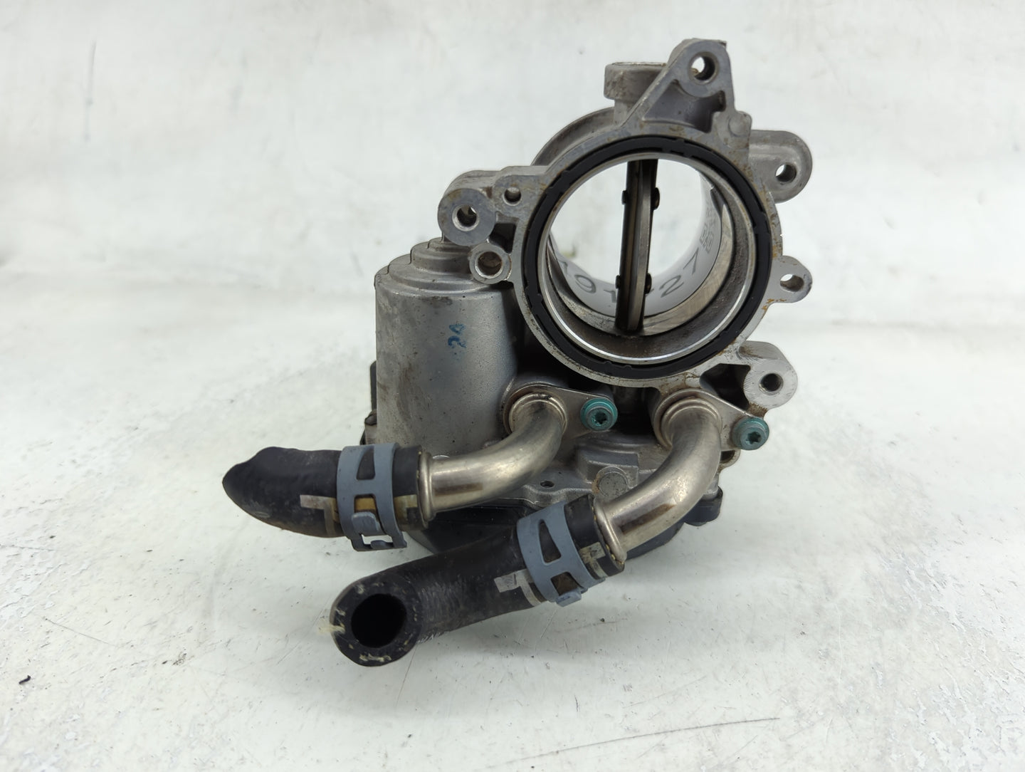 2015-2016 Volkswagen Jetta Throttle Body P/N:04L 128 063 P A2C84315500, 04L 128 059 K Fits Fits 2015 2016 OEM Used Auto Part