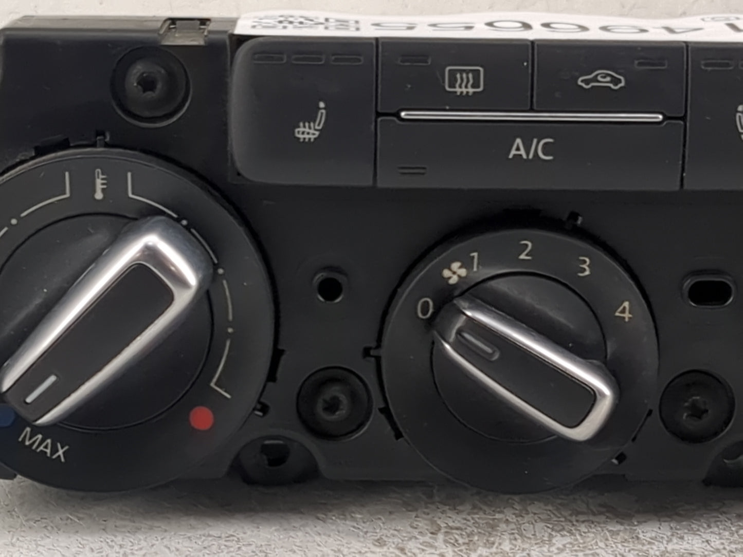 2015-2018 Volkswagen Jetta Climate Control Module Temperature AC/Heater Replacement P/N:5C1819045 0151-736/0000 Fits OEM Use