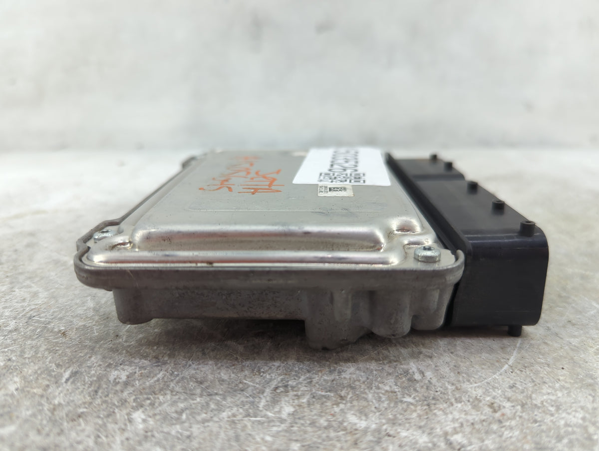 2014-2016 Volkswagen Jetta PCM Engine Control Computer ECU ECM PCU OEM P/N:06G907309 0261S11315 Fits Fits 2014 2015 2016 OEM
