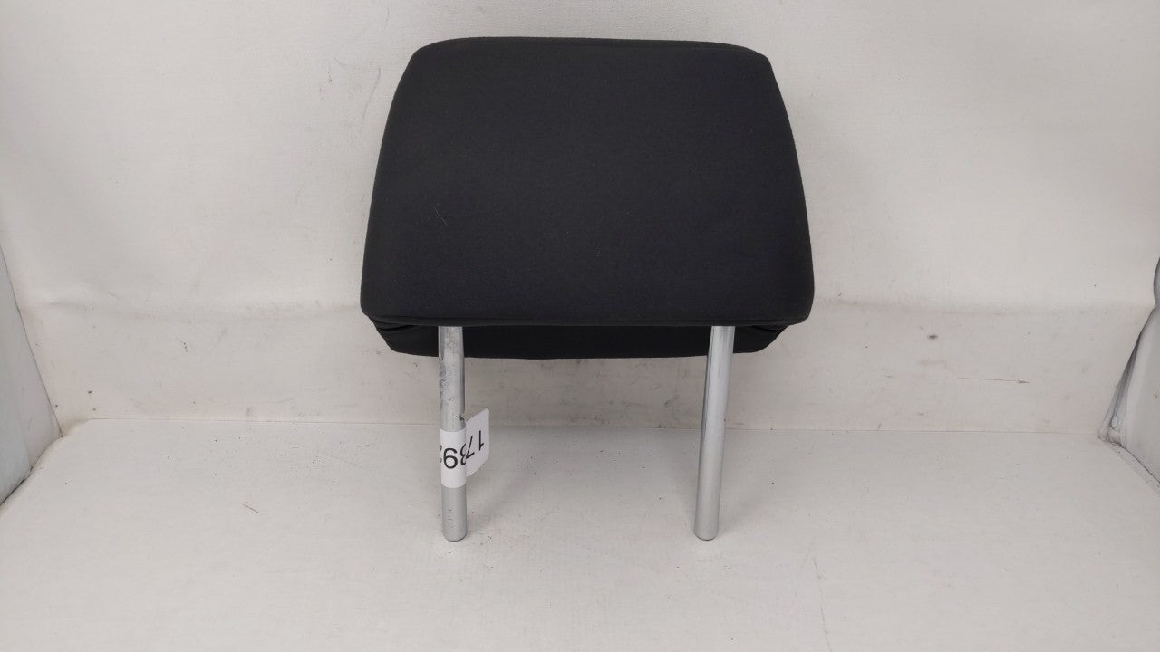 2015-2018 Volkswagen Jetta Headrest Head Rest Rear Seat Fits Fits 2015 2016 2017 2018 OEM Used Auto Parts - Oemusedautoparts
