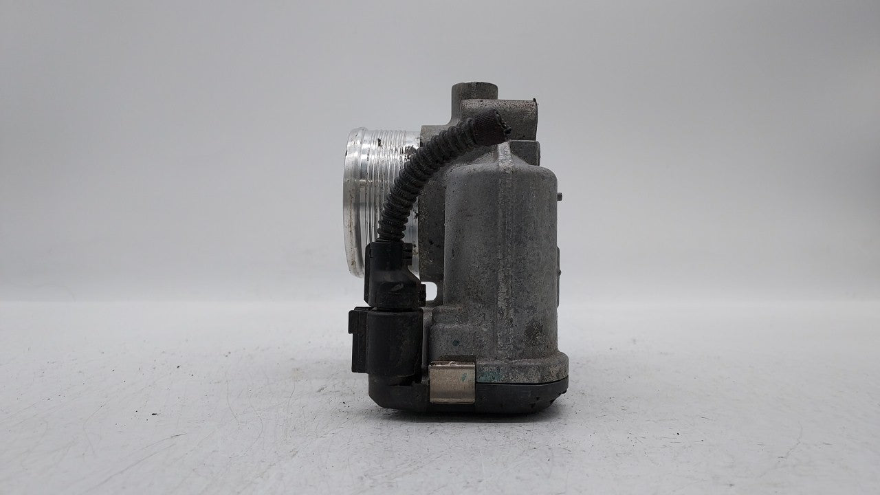 2014-2017 Volkswagen Jetta Throttle Body P/N:0 280 750 718 0 280 750590, 06K 133 062 D Fits Fits 2014 2015 2016 2017 OEM Use