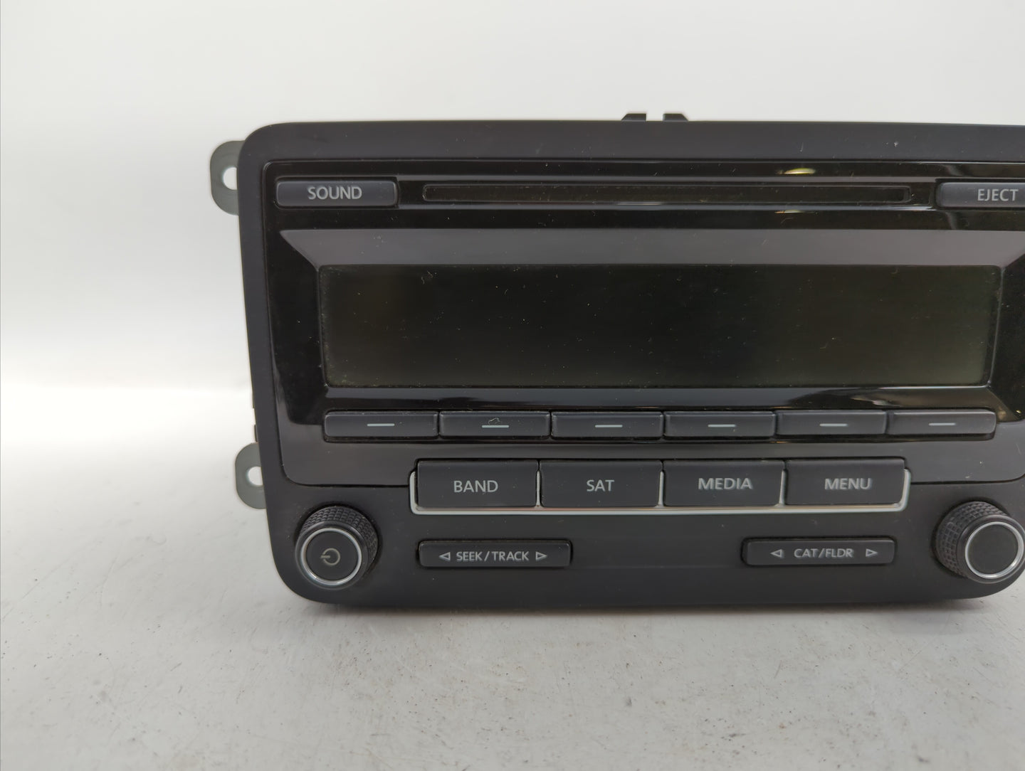 2015-2017 Volkswagen Jetta Radio AM FM Cd Player Receiver Replacement P/N:1K0035164J 1K0 035 164 J Fits Fits 2015 2016 2017 
