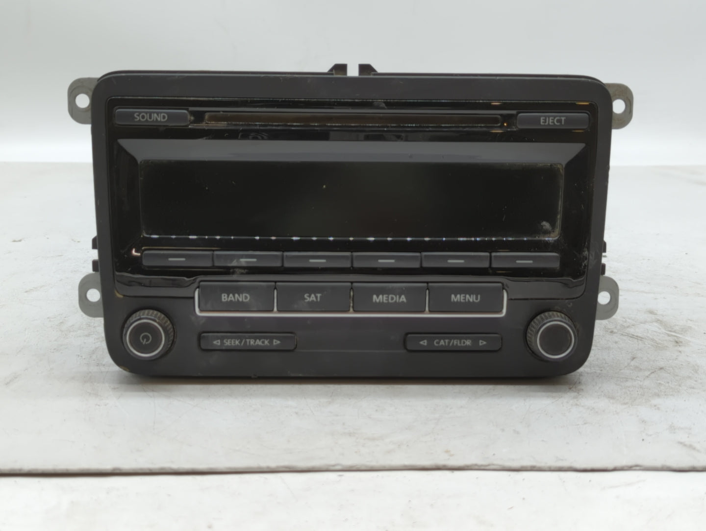 2015-2017 Volkswagen Jetta Radio AM FM Cd Player Receiver Replacement P/N:1K0035164J 1K0 035 164 J Fits Fits 2015 2016 2017 