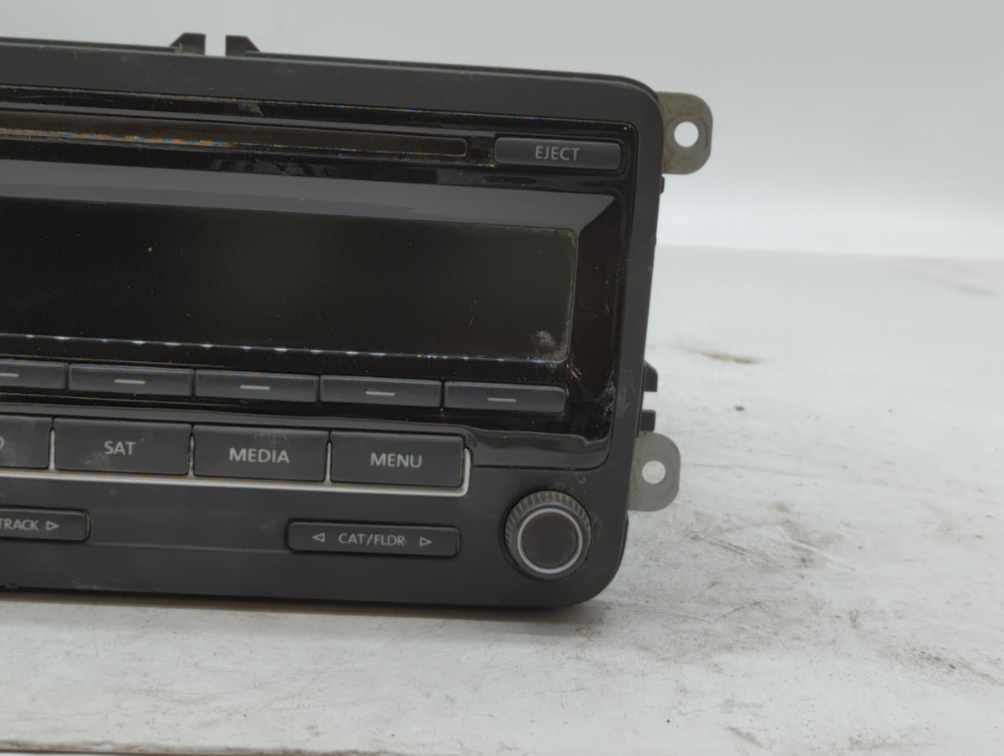 2015-2017 Volkswagen Jetta Radio AM FM Cd Player Receiver Replacement P/N:1K0035164J 1K0 035 164 J Fits Fits 2015 2016 2017 