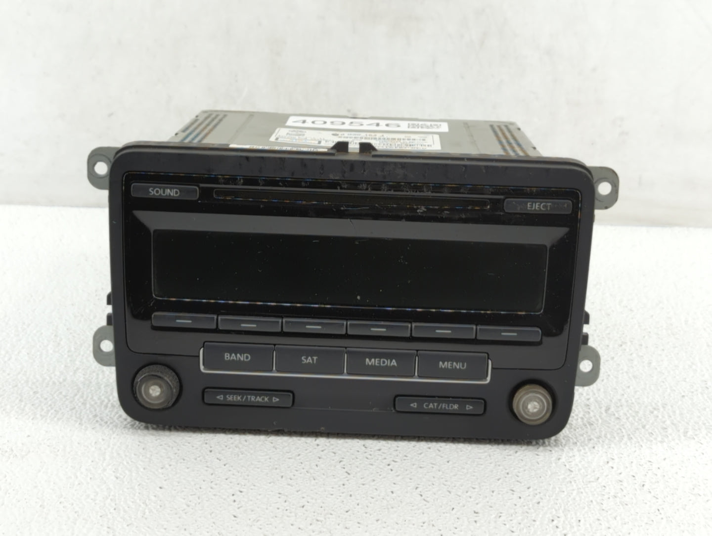 2015-2017 Volkswagen Jetta Radio AM FM Cd Player Receiver Replacement P/N:1K0035164J 1K0 035 164 J Fits Fits 2015 2016 2017 