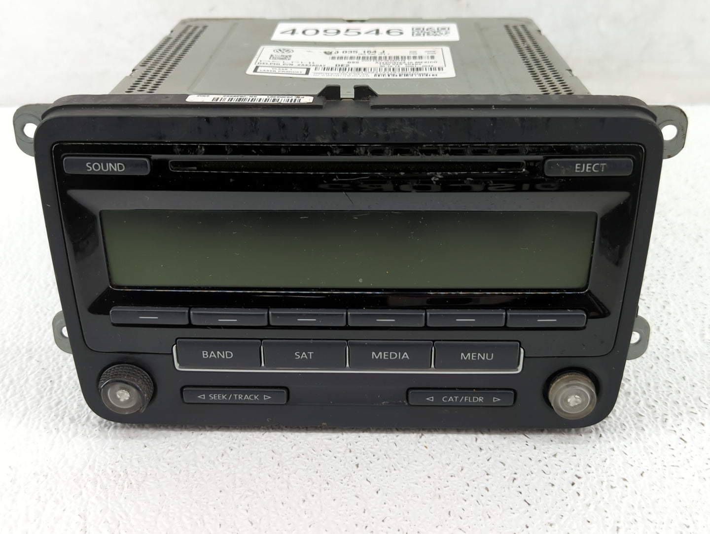 2015-2017 Volkswagen Jetta Radio AM FM Cd Player Receiver Replacement P/N:1K0035164J 1K0 035 164 J Fits Fits 2015 2016 2017 