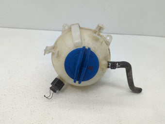 compare product 2005 Volkswagen Jetta Radiator Coolant Overflow Expansion Tank Bottle 414136