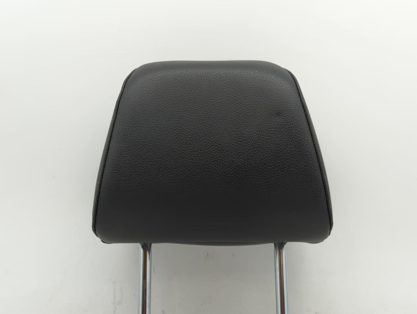 2015-2018 Volkswagen Jetta Headrest Head Rest Rear Seat Fits Fits 2015 2016 2017 2018 OEM Used Auto Parts - Oemusedautoparts