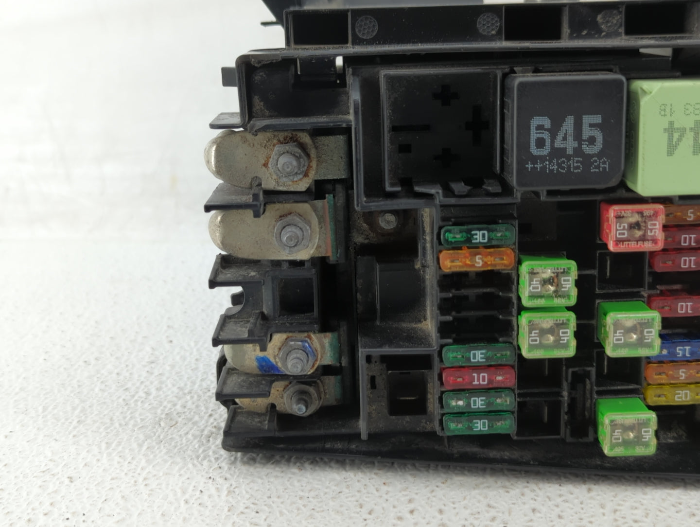 2015-2018 Volkswagen Jetta Fusebox Fuse Box Panel Relay Module P/N:5C0.937.819L 5C0937819L Fits Fits 2015 2016 2017 2018 OEM