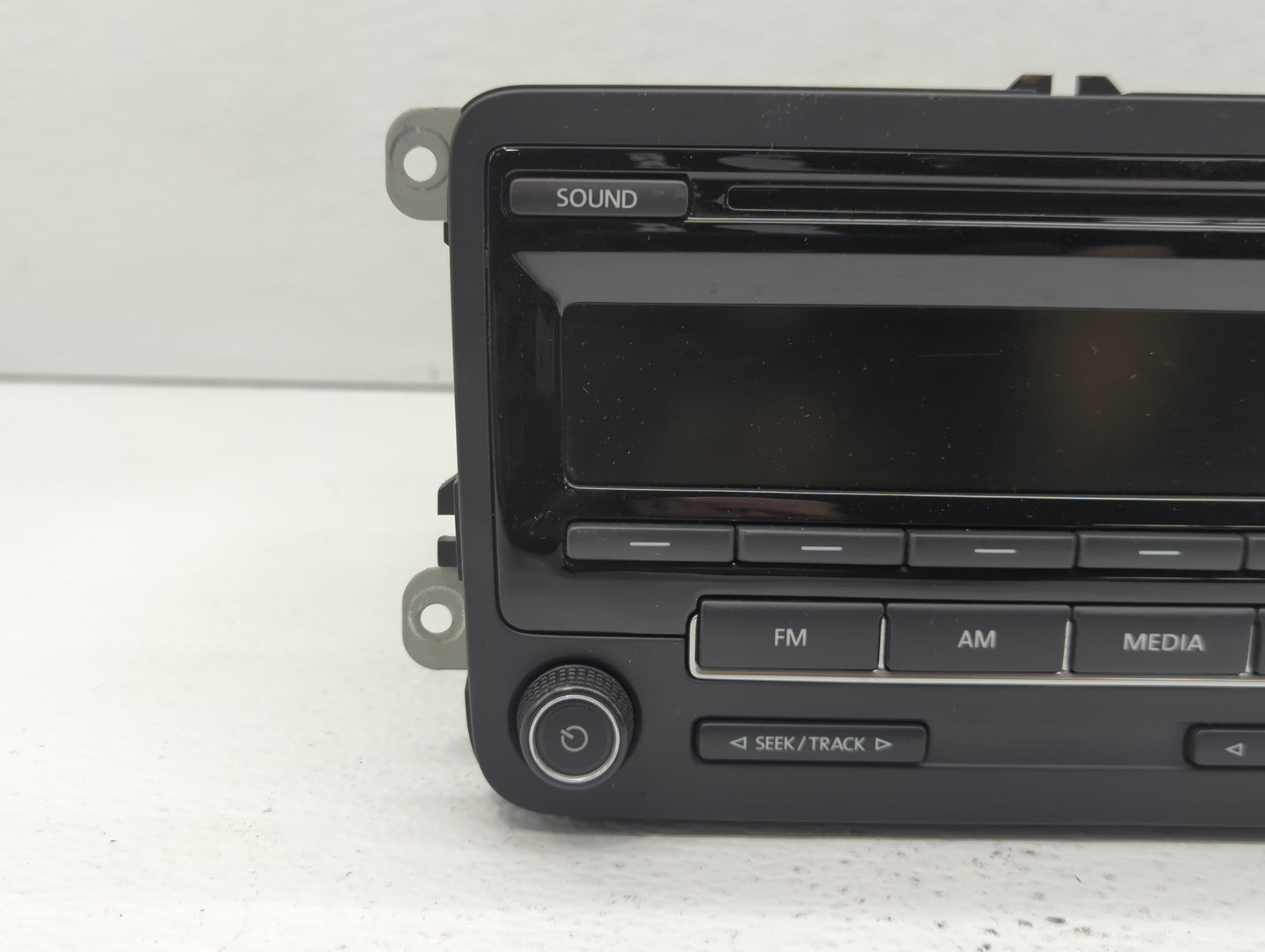 2015-2017 Volkswagen Jetta Radio AM FM Cd Player Receiver Replacement P/N:1K0035164H 1K0035164D Fits Fits 2015 2016 2017 OEM