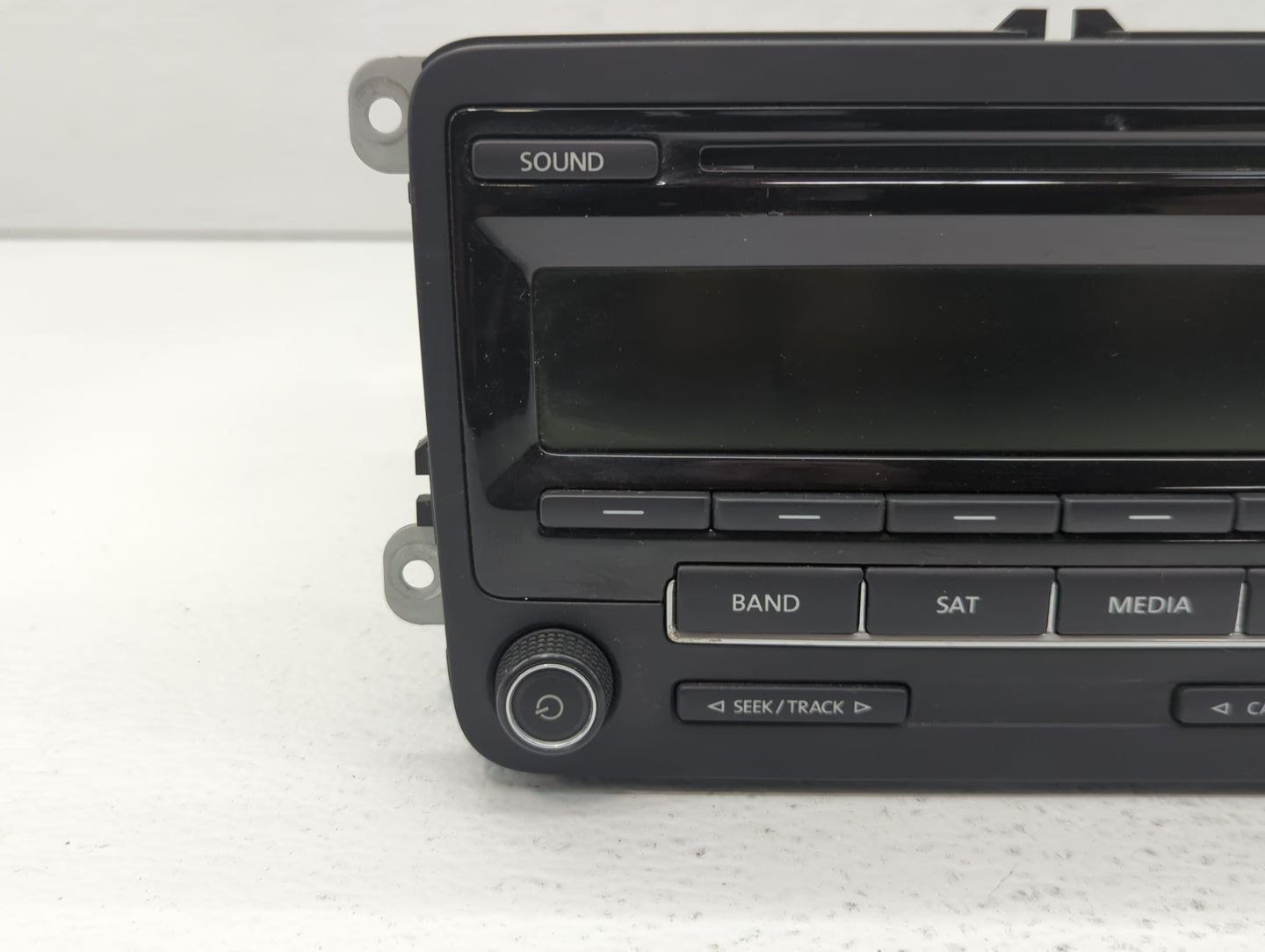 2015-2017 Volkswagen Jetta Radio AM FM Cd Player Receiver Replacement P/N:1K0 035 164 J 1K0 035 164 H Fits OEM Used Auto Par