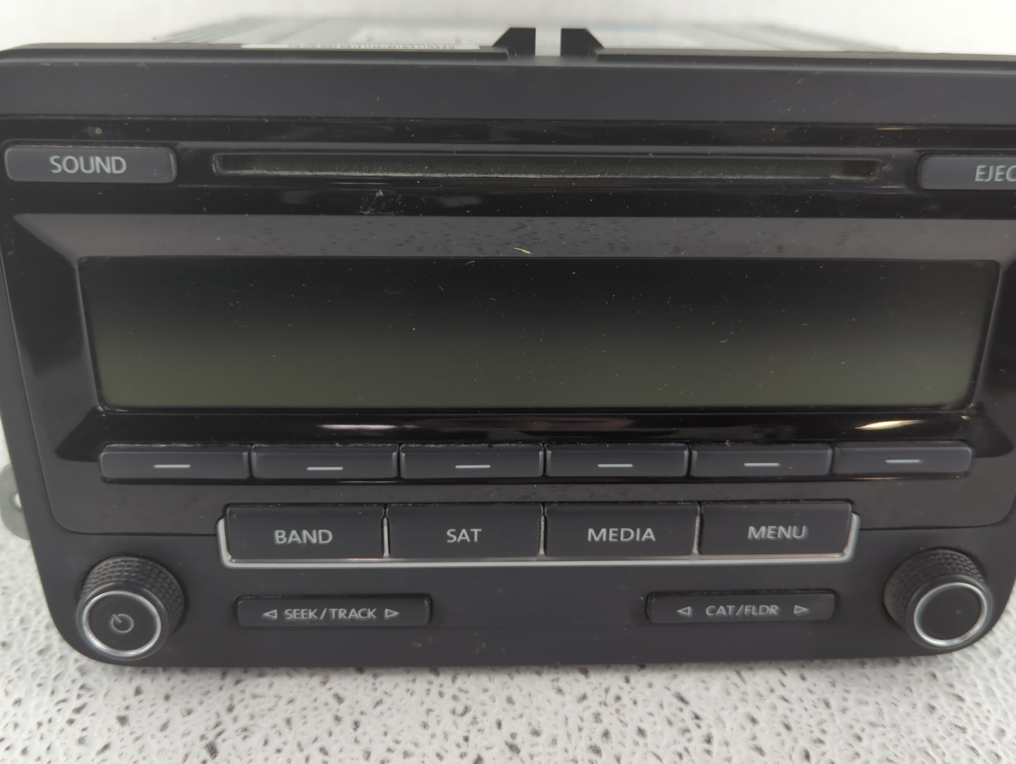 2015-2017 Volkswagen Jetta Radio AM FM Cd Player Receiver Replacement P/N:1K0 035 164 J Fits Fits 2015 2016 2017 OEM Used Au