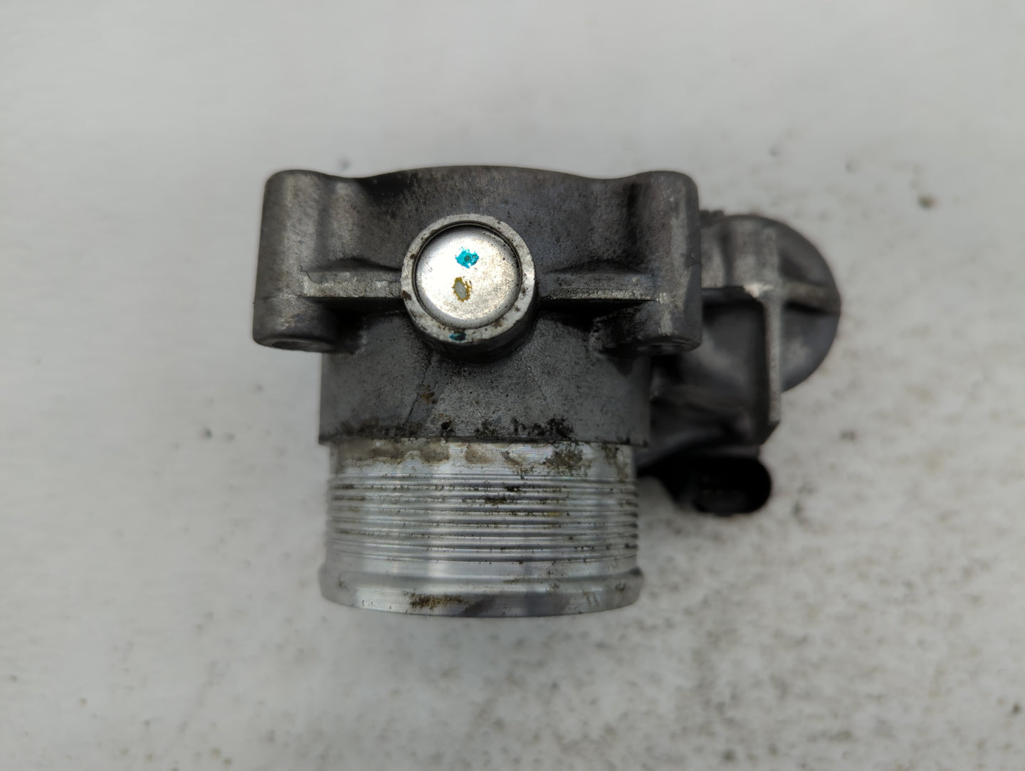 2014-2017 Volkswagen Jetta Throttle Body P/N:06K 133 062 E Fits Fits 2014 2015 2016 2017 OEM Used Auto Parts - Oemusedautopa