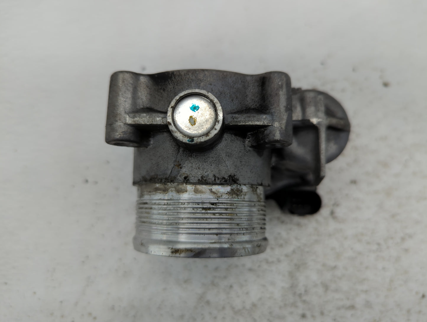 2014-2017 Volkswagen Jetta Throttle Body P/N:06K 133 062 E Fits Fits 2014 2015 2016 2017 OEM Used Auto Parts - Oemusedautopa