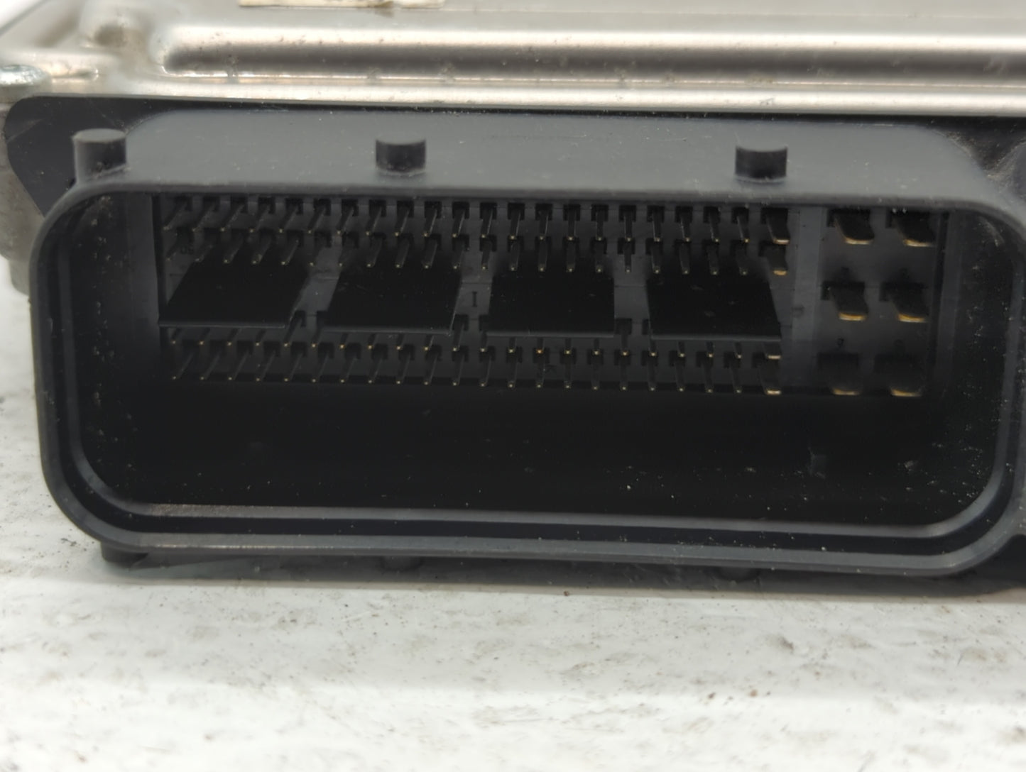 2013-2016 Volkswagen Jetta PCM Engine Control Computer ECU ECM PCU OEM P/N:04E 907 309 AP 04E 907 309 AM Fits OEM Used Auto 