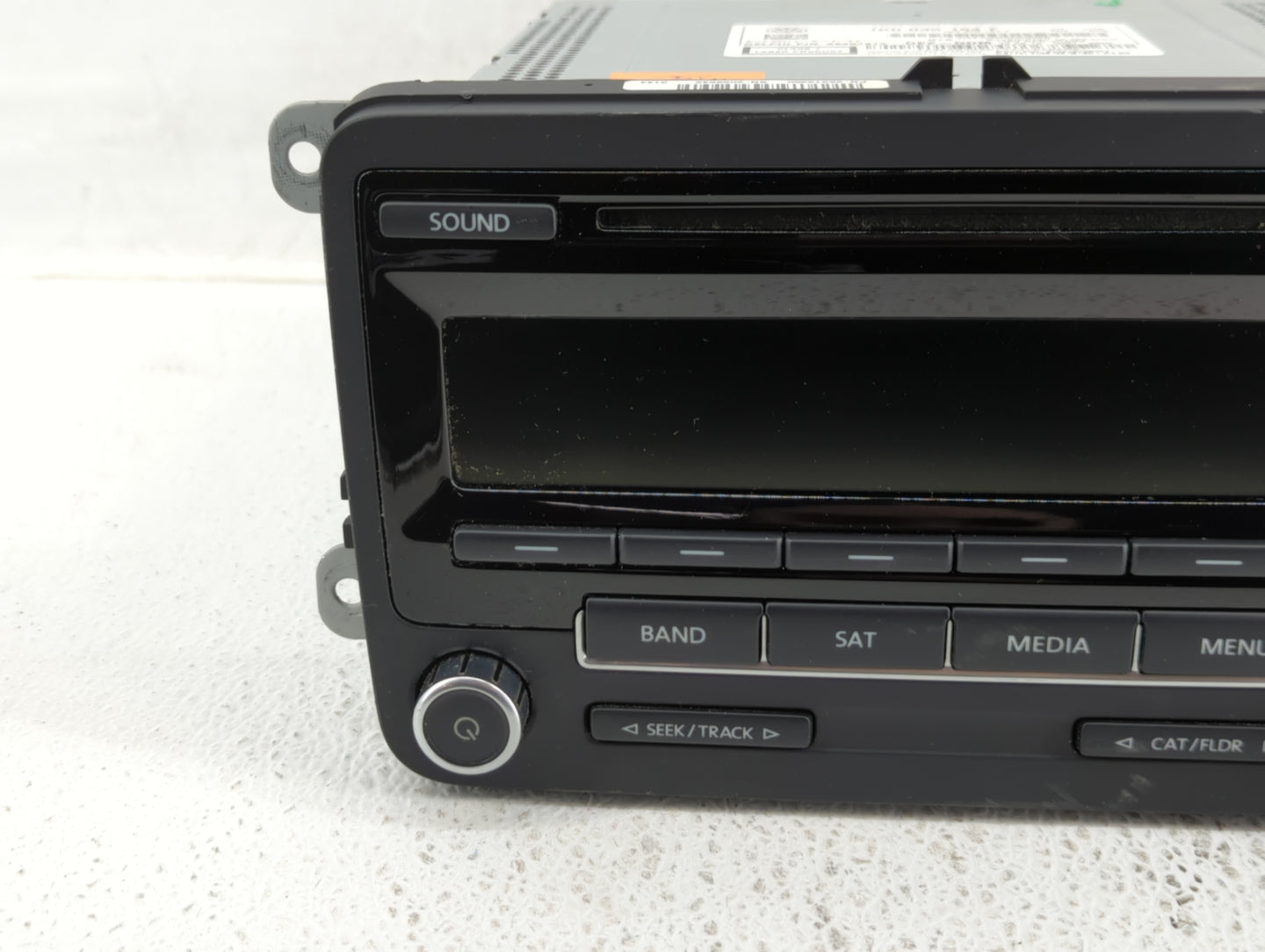 2011-2014 Volkswagen Jetta Radio AM FM Cd Player Receiver Replacement P/N:1K0 035 164 F 1K0 035 164 Fits OEM Used Auto Parts