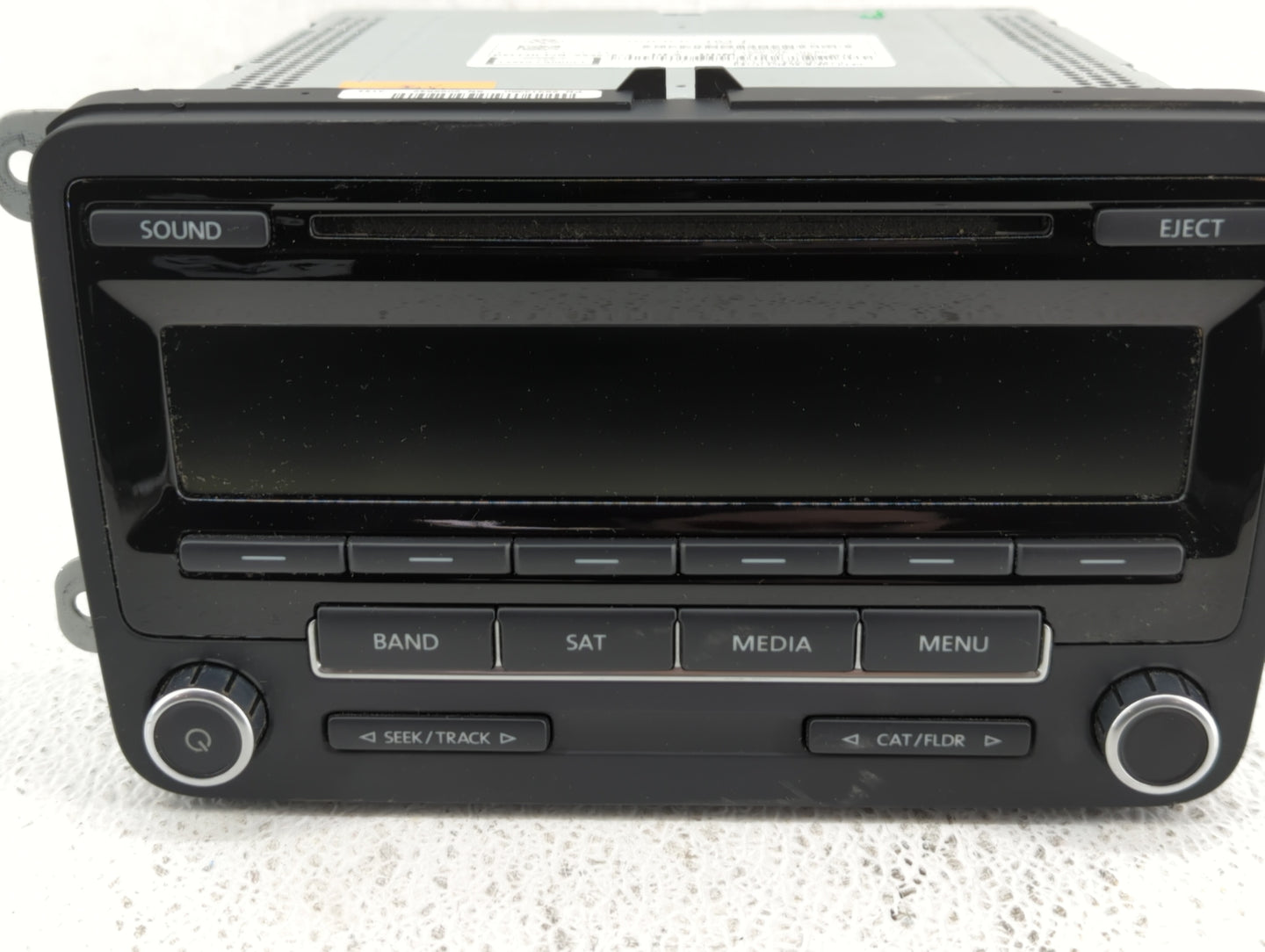 2011-2014 Volkswagen Jetta Radio AM FM Cd Player Receiver Replacement P/N:1K0 035 164 F 1K0 035 164 Fits OEM Used Auto Parts