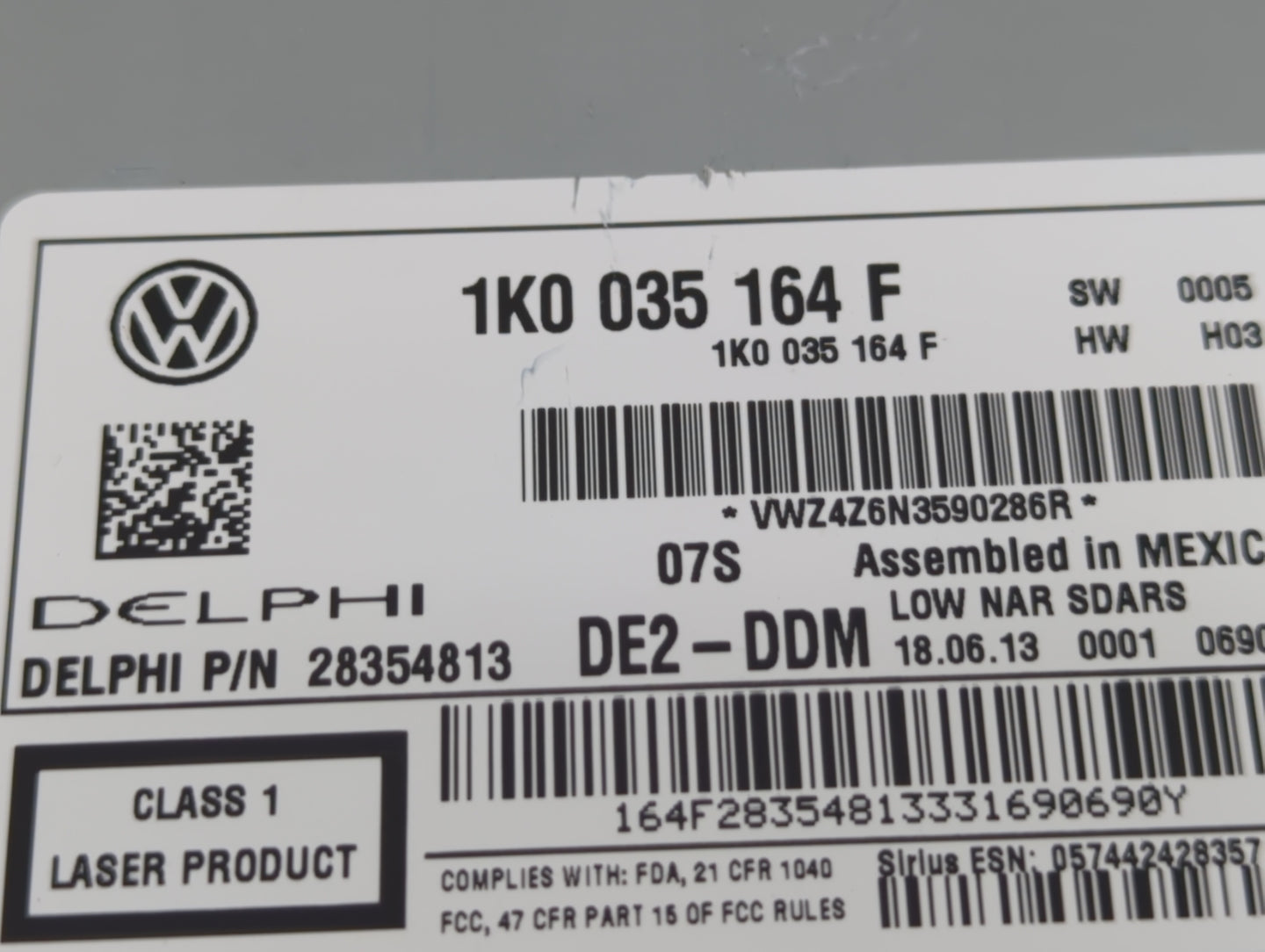2011-2014 Volkswagen Jetta Radio AM FM Cd Player Receiver Replacement P/N:1K0 035 164 F 1K0 035 164 Fits OEM Used Auto Parts