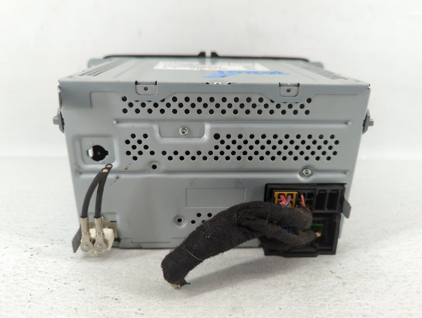 2011-2014 Volkswagen Jetta Radio AM FM Cd Player Receiver Replacement P/N:1K0 035 164 F 1K0 035 164 Fits OEM Used Auto Parts