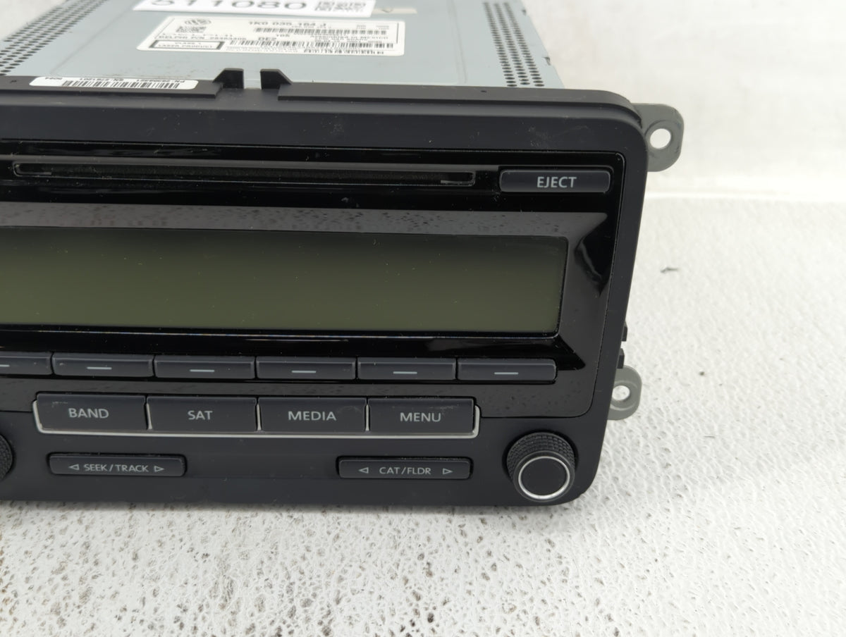 2015-2017 Volkswagen Jetta Am Fm Cd Player Radio Receiver 511080 - Oemusedautoparts1.com