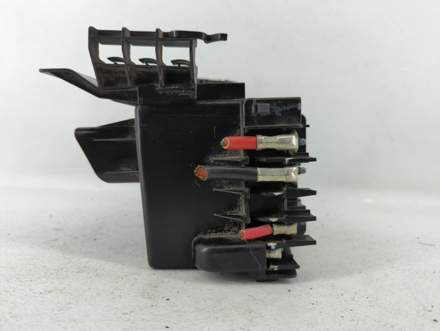 2015-2018 Volkswagen Jetta Fusebox Fuse Box Panel Relay Module Fits Fits 2015 2016 2017 2018 OEM Used Auto Parts - Oemusedau