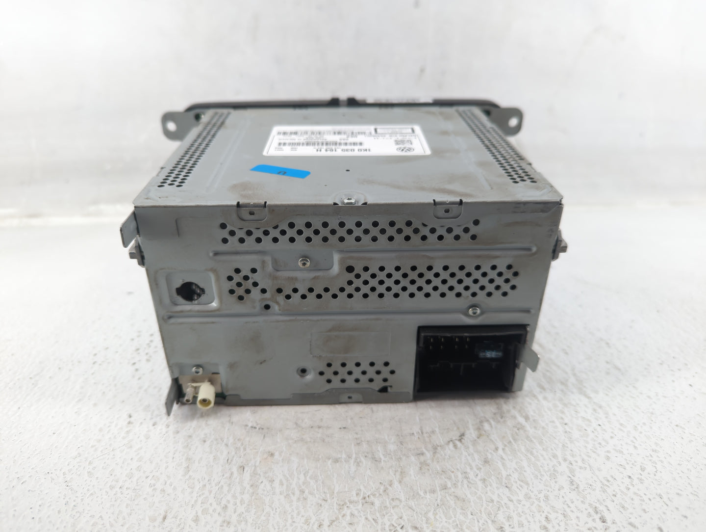 2015-2017 Volkswagen Jetta Radio AM FM Cd Player Receiver Replacement P/N:1K0 035 164 H Fits Fits 2014 2015 2016 2017 OEM Us