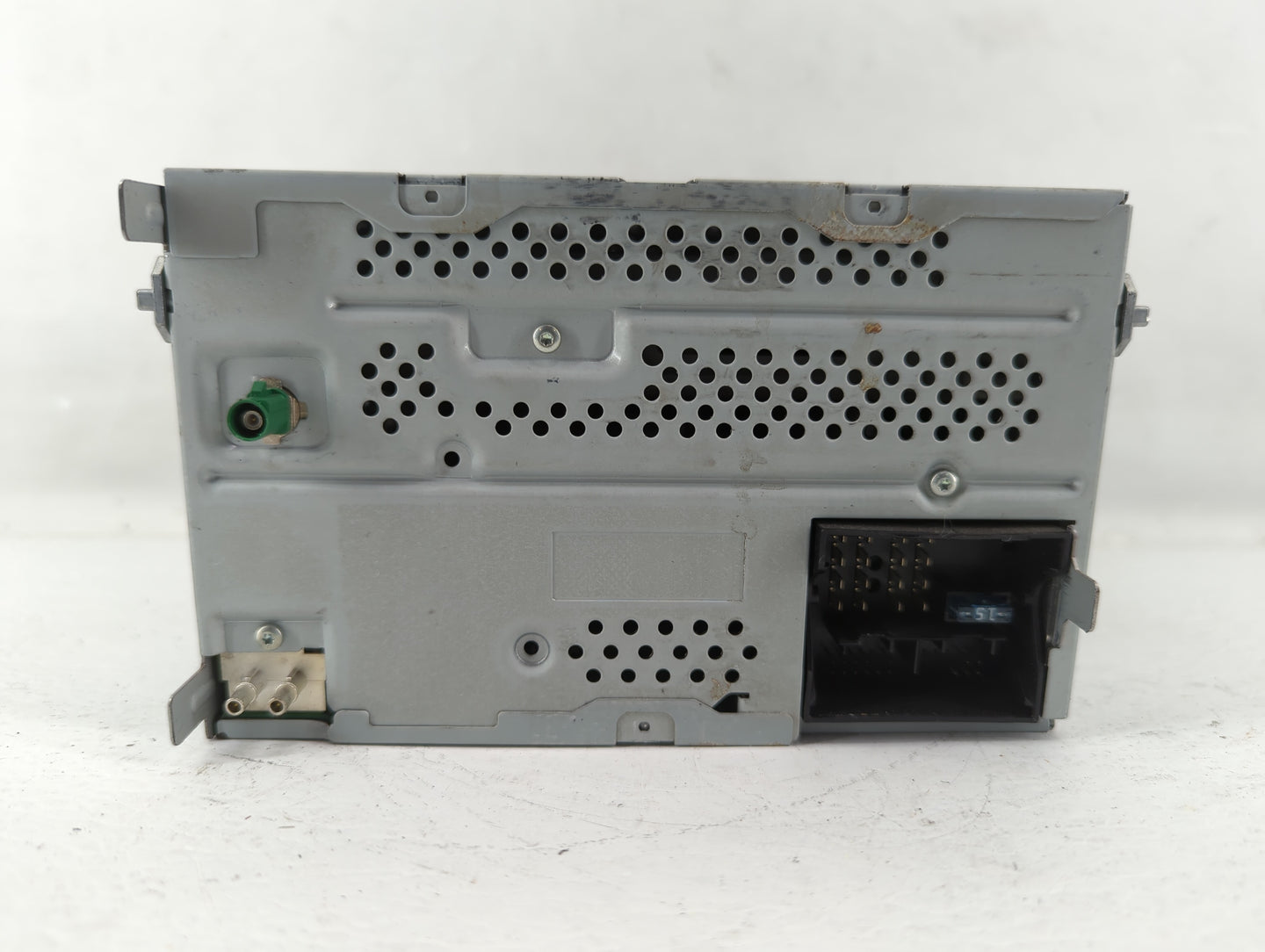 2015-2017 Volkswagen Jetta Am Fm Cd Player Radio Receiver - Oemusedautoparts1.com