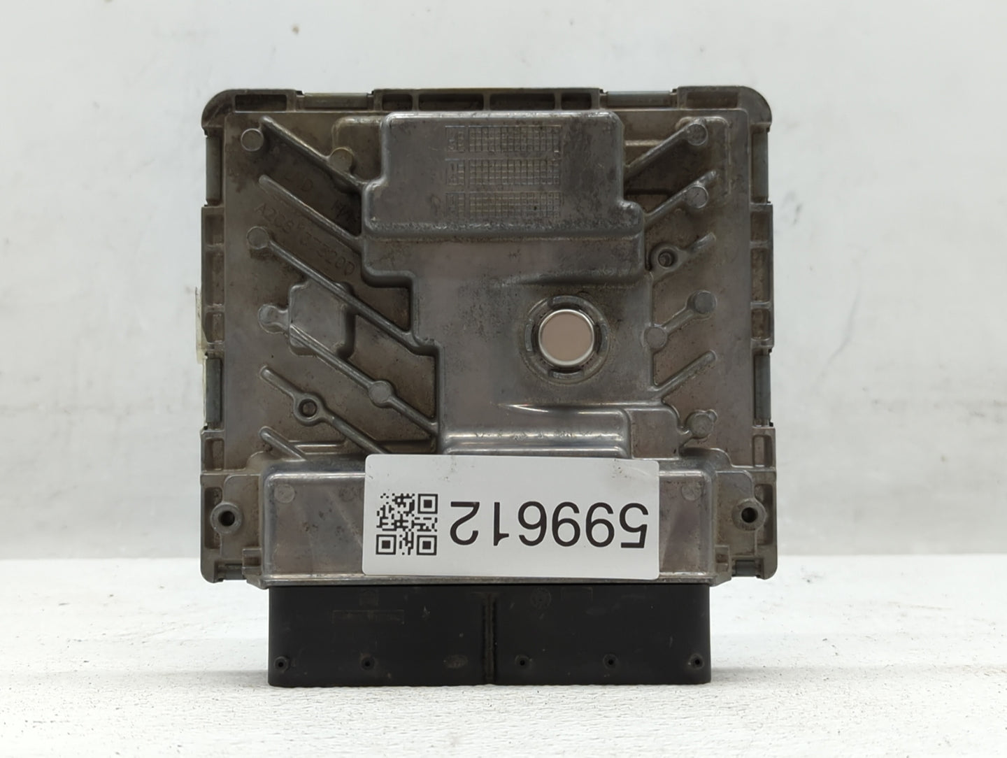 2015-2017 Volkswagen Jetta PCM Engine Control Computer ECU ECM PCU OEM P/N:06K 907 425 C Fits Fits 2015 2016 2017 OEM Used A
