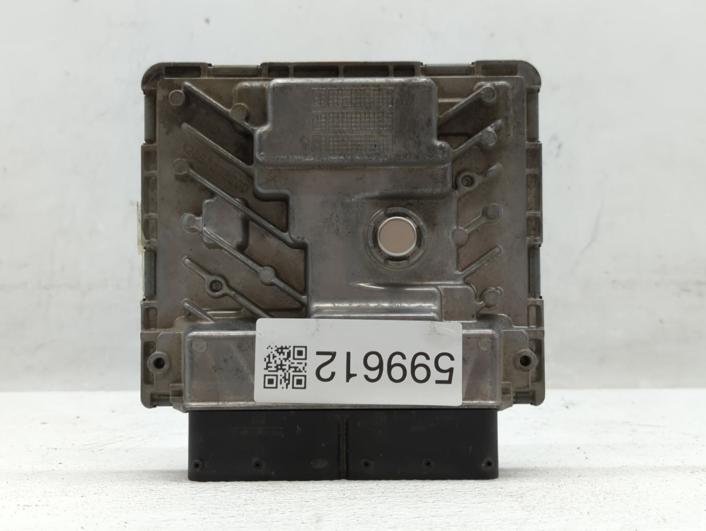 2015-2017 Volkswagen Jetta PCM Engine Control Computer ECU ECM PCU OEM P/N:06K 907 425 C Fits Fits 2015 2016 2017 OEM Used A