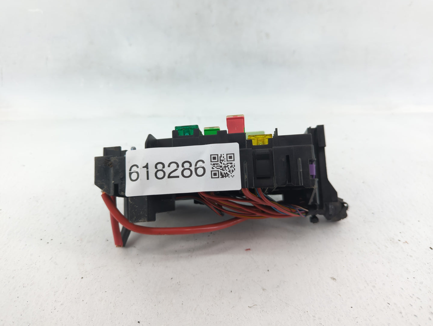 2015-2018 Volkswagen Jetta Fusebox Fuse Box Panel Relay Module P/N:5C0 937 819L 0CB71 Fits Fits 2015 2016 2017 2018 OEM Used