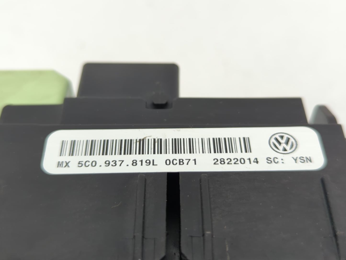 2015-2018 Volkswagen Jetta Fusebox Fuse Box Panel Relay Module P/N:5C0 937 819L 0CB71 Fits Fits 2015 2016 2017 2018 OEM Used
