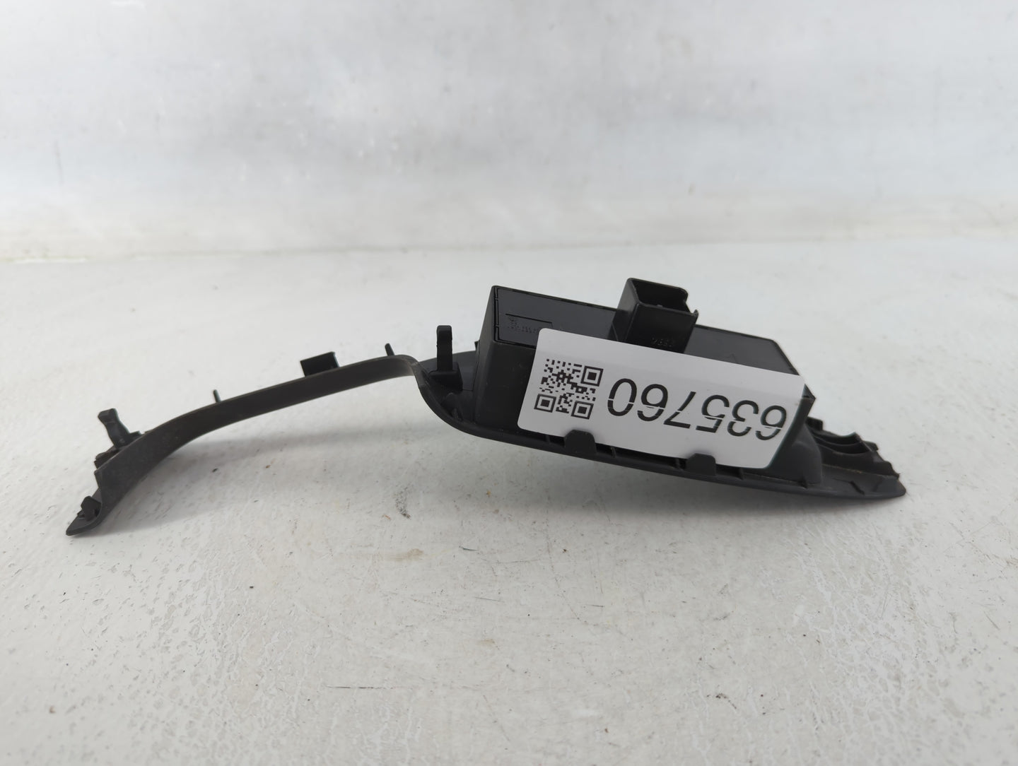 2005-2018 Volkswagen Jetta Master Power Window Switch Replacement Driver Side Left Fits OEM Used Auto Parts - Oemusedautopar