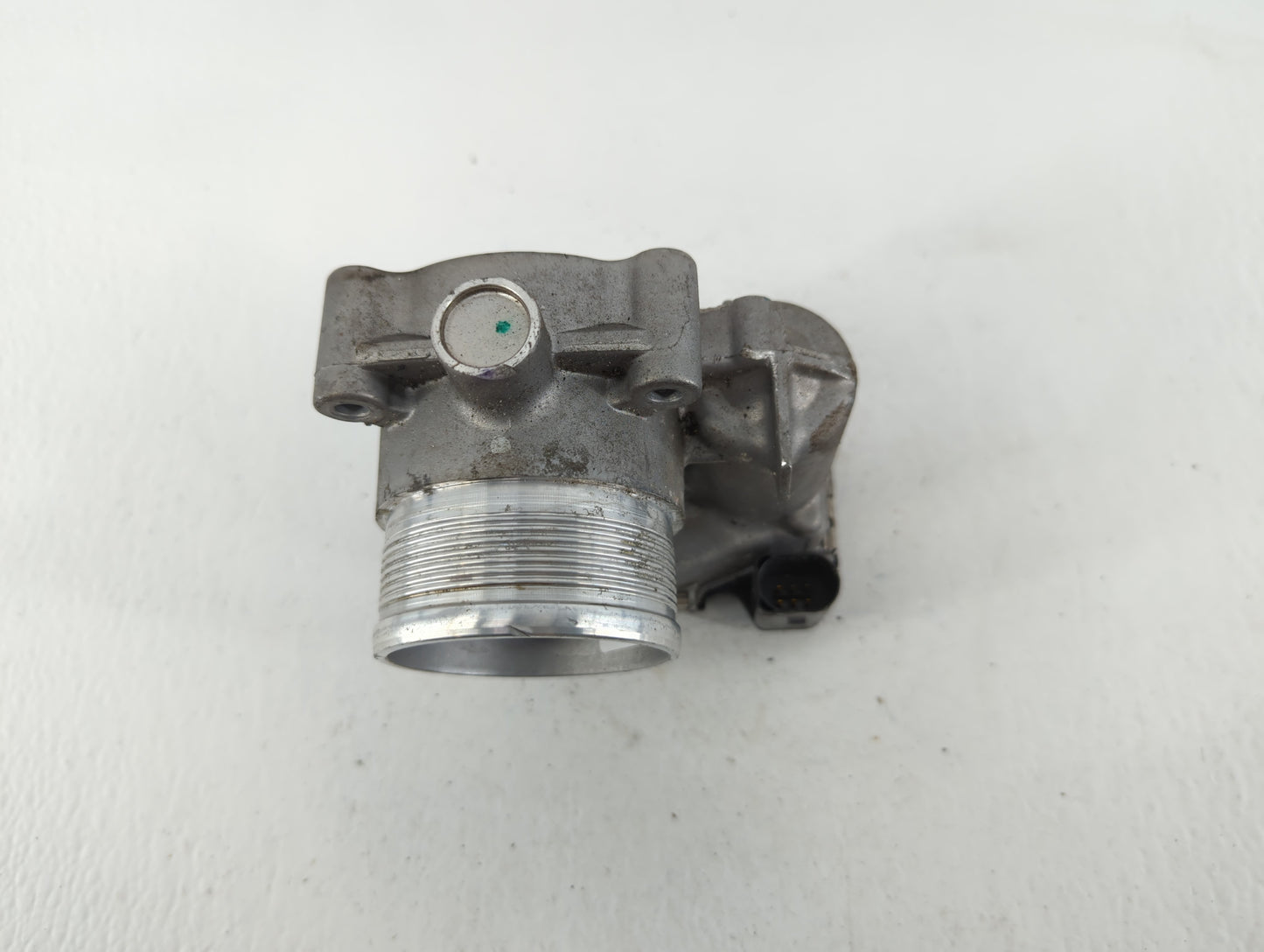 2014-2017 Volkswagen Jetta Throttle Body P/N:06K 133 062 E Fits Fits 2014 2015 2016 2017 OEM Used Auto Parts - Oemusedautopa