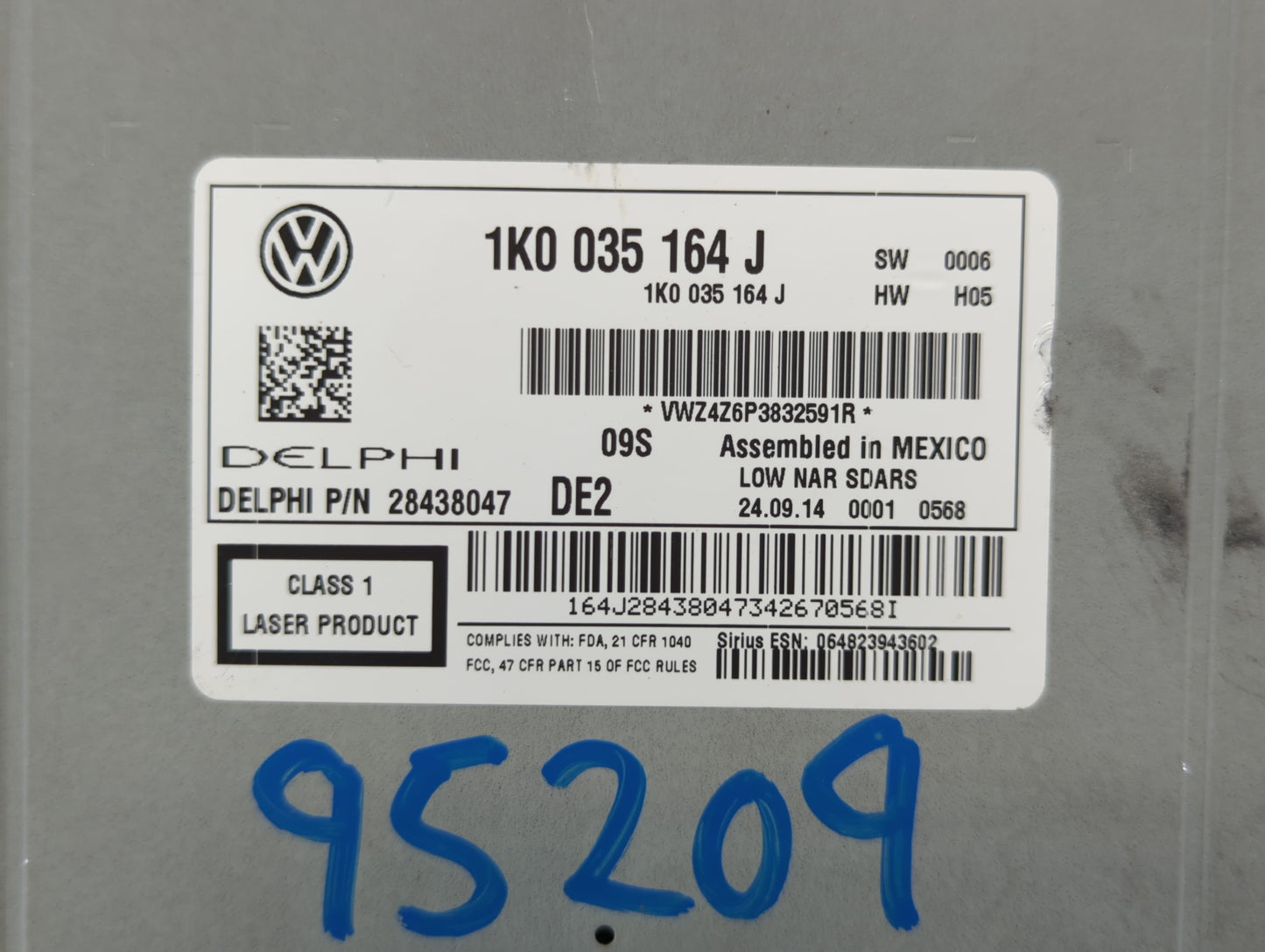 2015-2017 Volkswagen Jetta Am Fm Cd Player Radio Receiver - Oemusedautoparts1.com