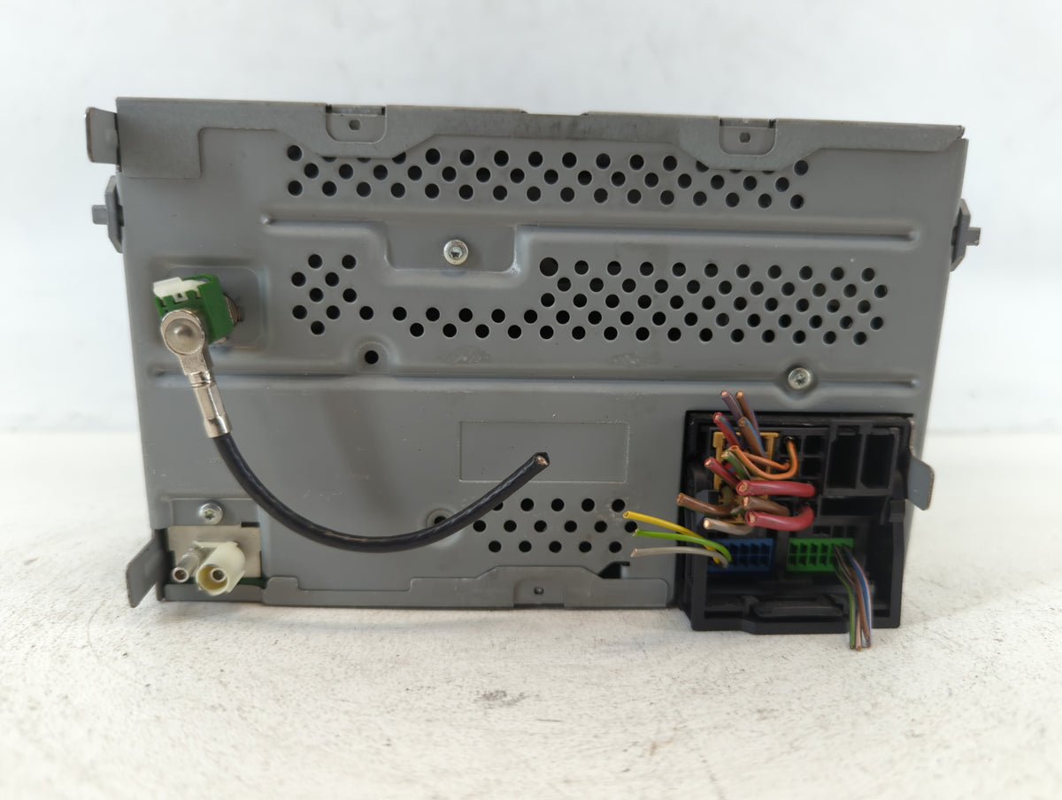 2015-2017 Volkswagen Jetta Am Fm Cd Player Radio Receiver 663199 - Oemusedautoparts1.com