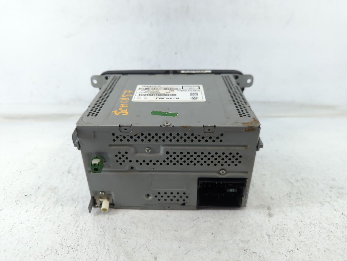 2015-2017 Volkswagen Jetta Am Fm Cd Player Radio Receiver 674290 - Oemusedautoparts1.com