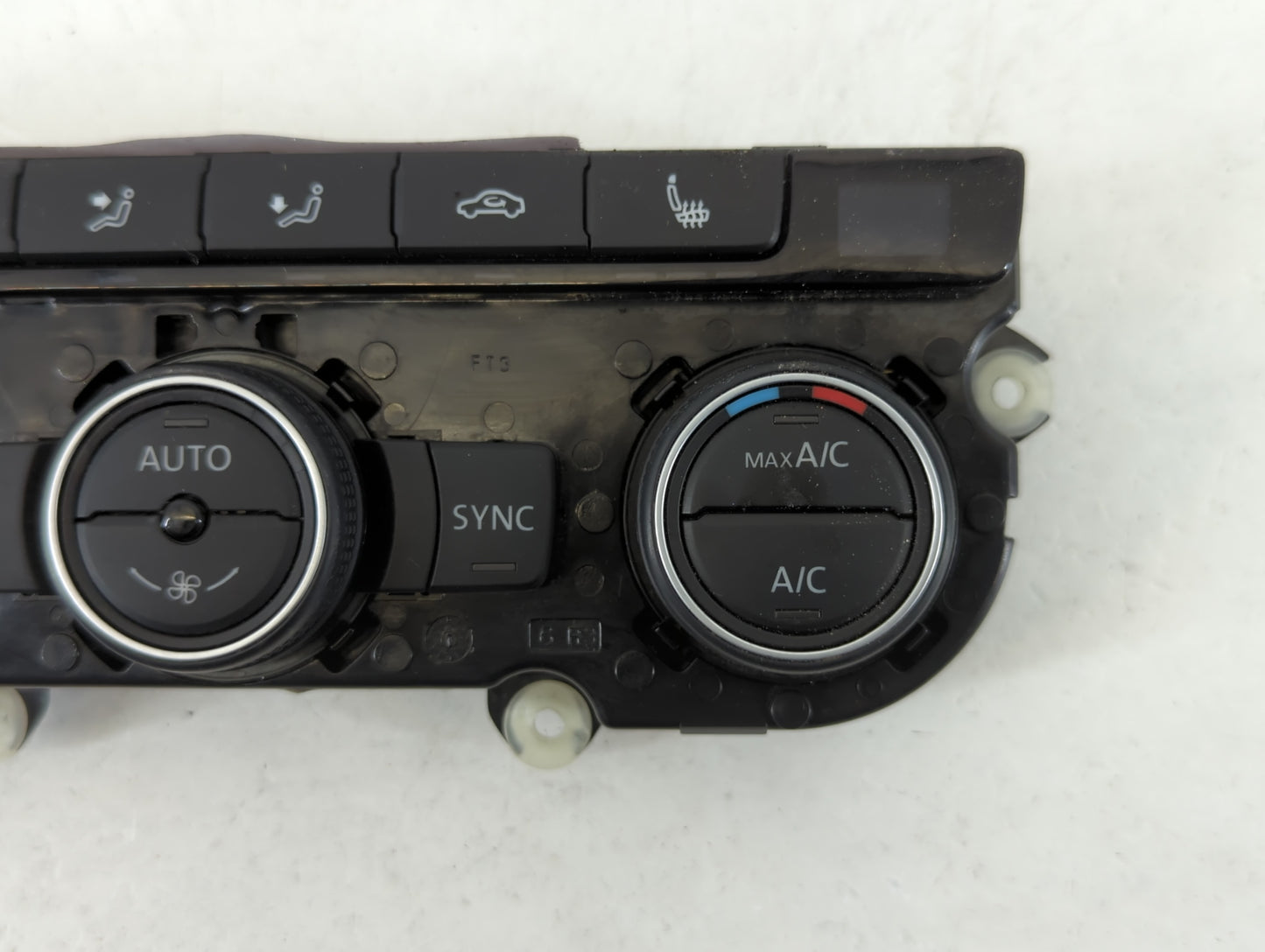 2016 Volkswagen Jetta Climate Control Module Temperature AC/Heater Replacement P/N:1K8907044BB Fits OEM Used Auto Parts - Oe