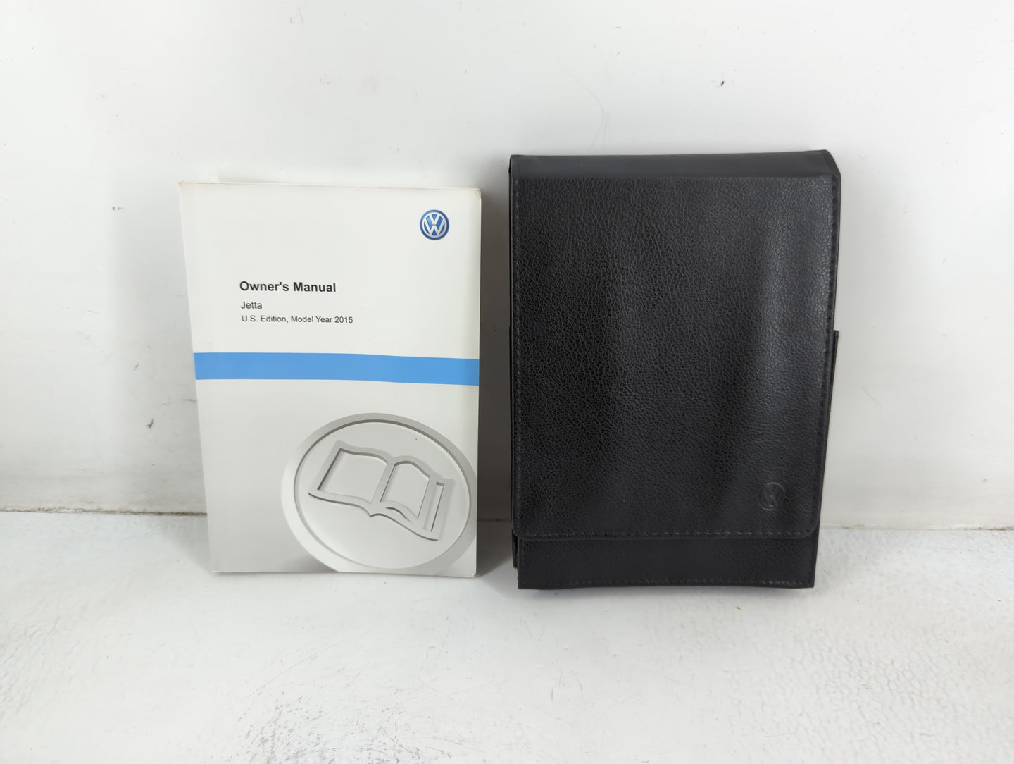 2015 Volkswagen Jetta Owners Manual Book Guide P/N:1515U1JT623 OEM Used Auto Parts - Oemusedautoparts1.com