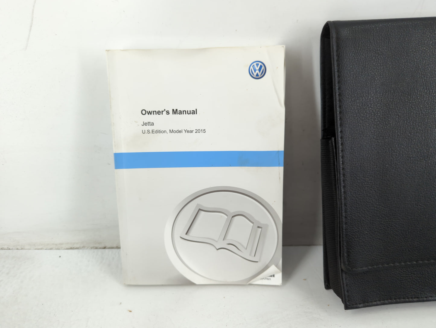 2015 Volkswagen Jetta Owners Manual Book Guide P/N:1525U1JT623 OEM Used Auto Parts - Oemusedautoparts1.com