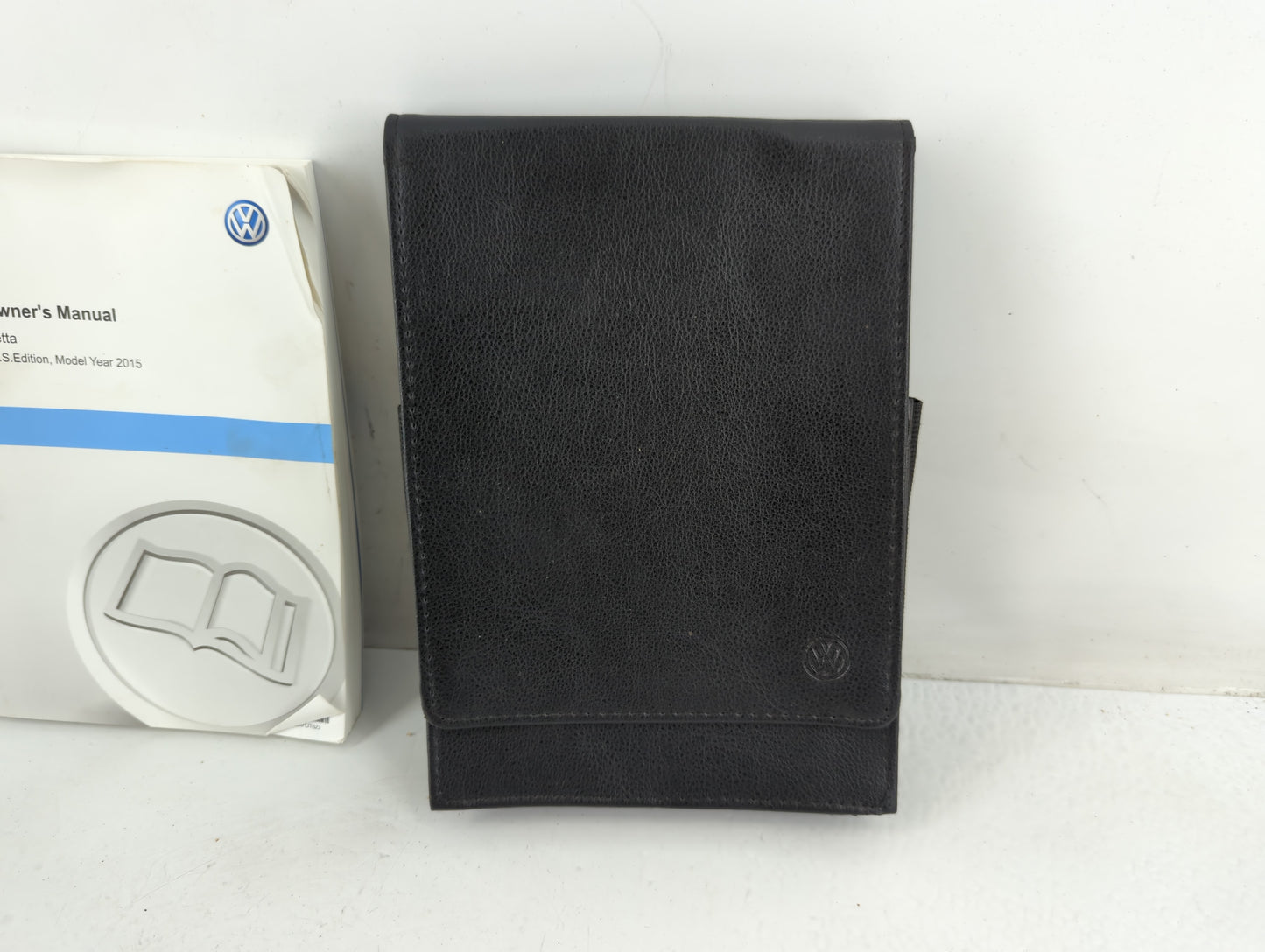 2015 Volkswagen Jetta Owners Manual Book Guide P/N:1525U1JT623 OEM Used Auto Parts - Oemusedautoparts1.com