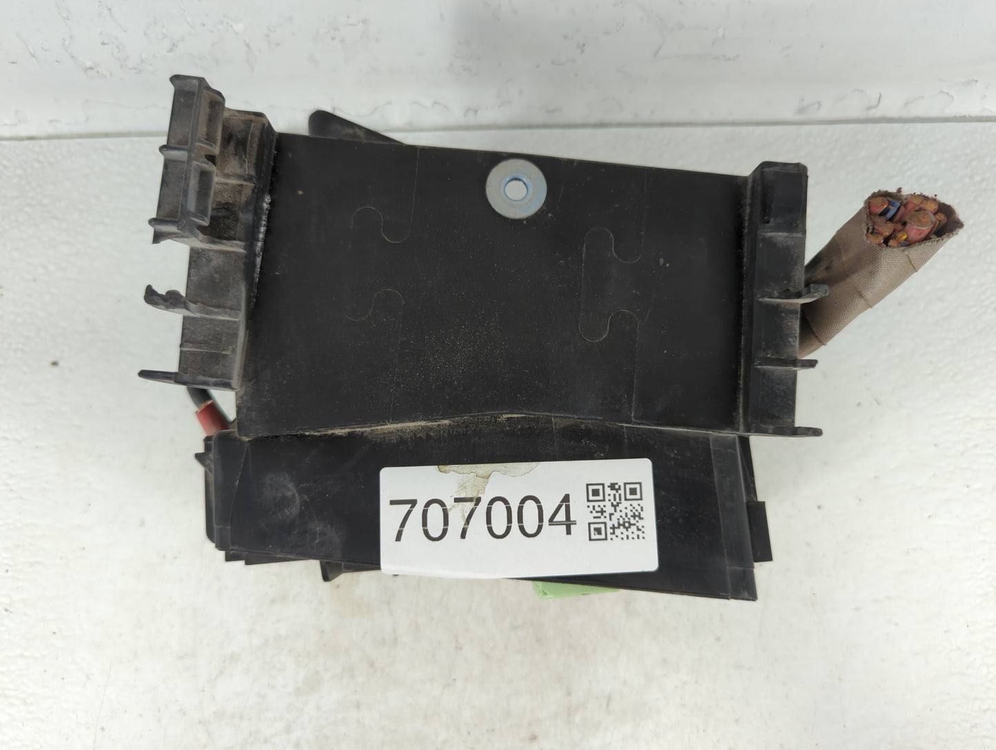 2015-2018 Volkswagen Jetta Fusebox Fuse Box Panel Relay Module Fits Fits 2015 2016 2017 2018 OEM Used Auto Parts - Oemusedau