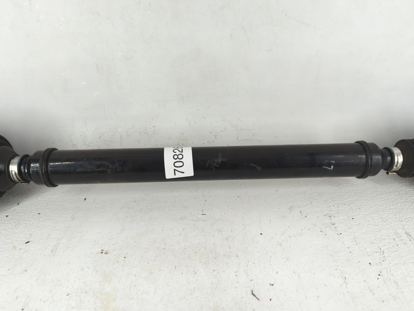 2005-2018 Volkswagen Jetta Axle Shaft Rear Driver Cv C/v - Oemusedautoparts1.com