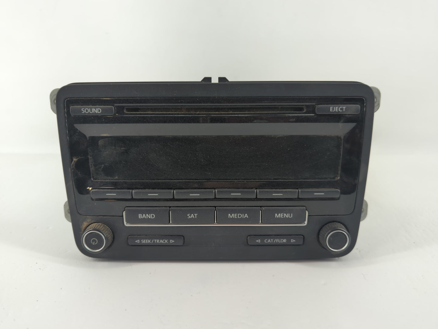 2015-2017 Volkswagen Jetta Am Fm Cd Player Radio Receiver - Oemusedautoparts1.com