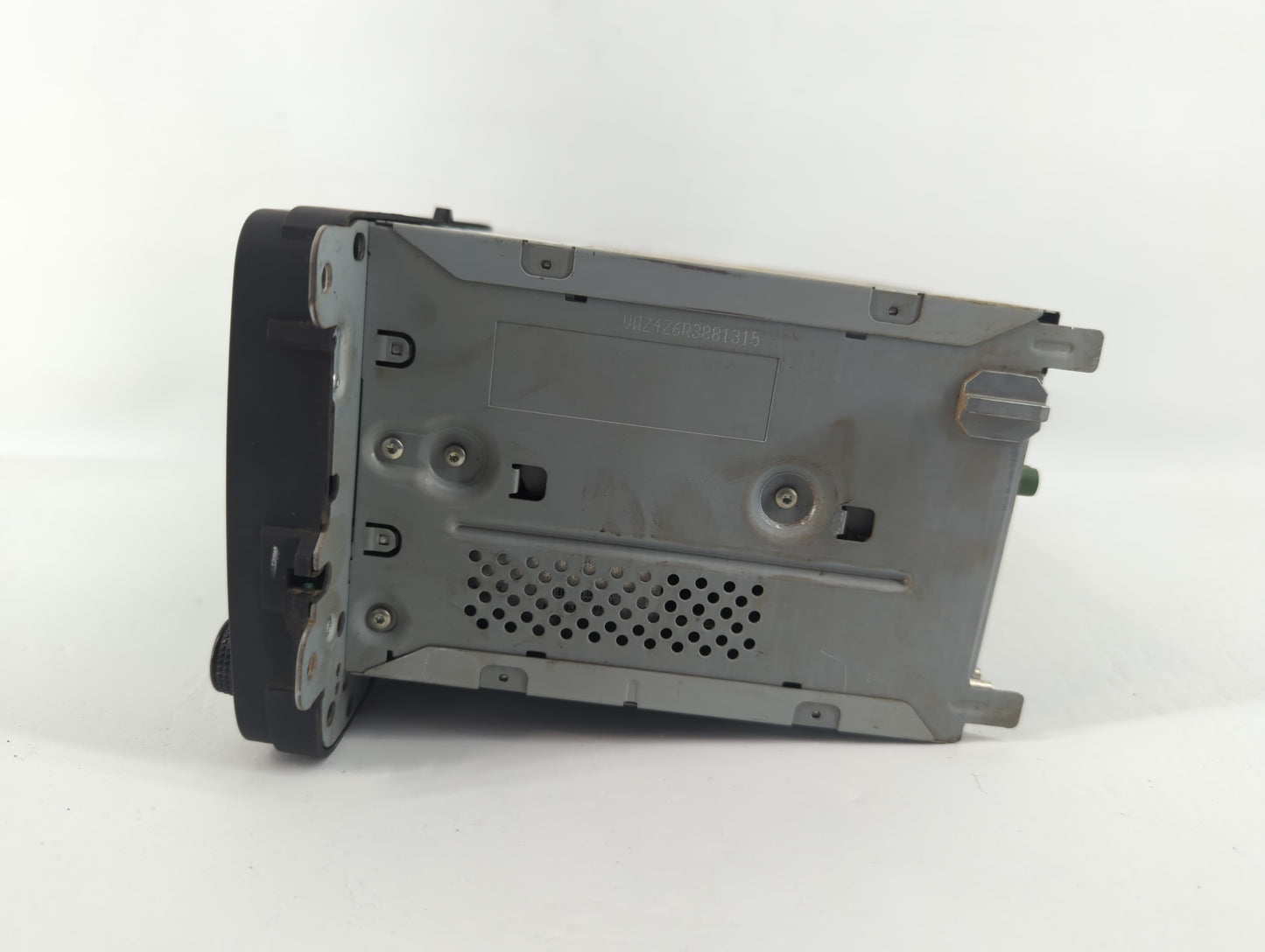 2015-2017 Volkswagen Jetta Am Fm Cd Player Radio Receiver - Oemusedautoparts1.com
