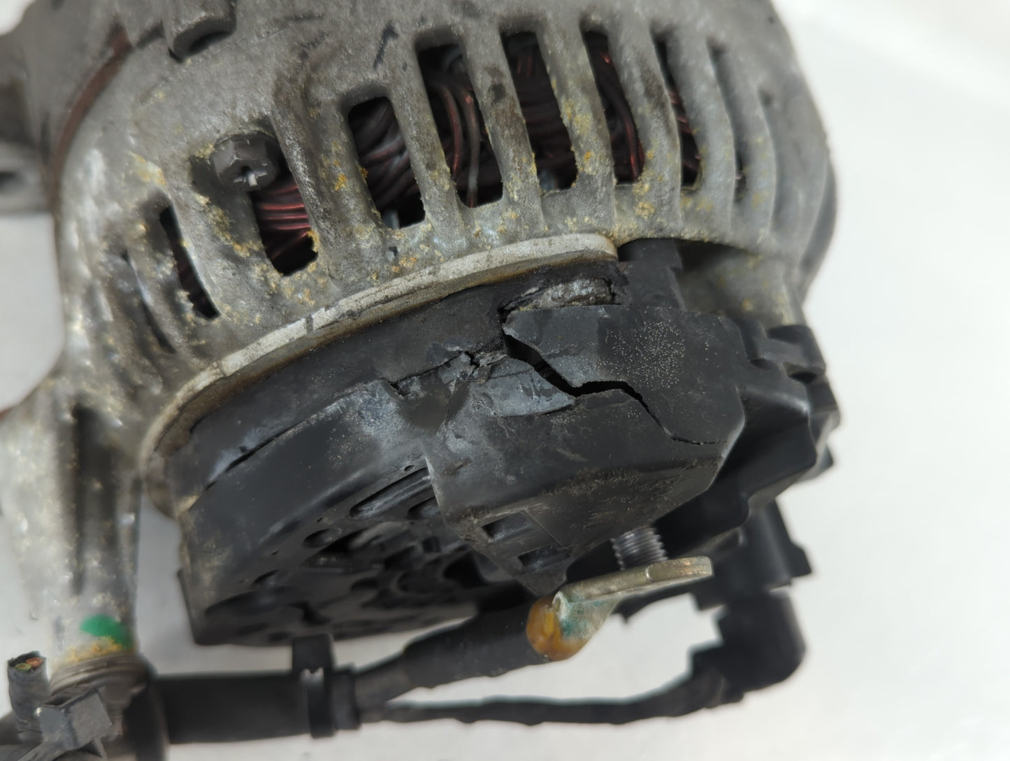 2005-2016 Volkswagen Jetta Alternator Replacement Generator Charging Assembly Engine OEM Fits OEM Used Auto Parts - Oemuseda
