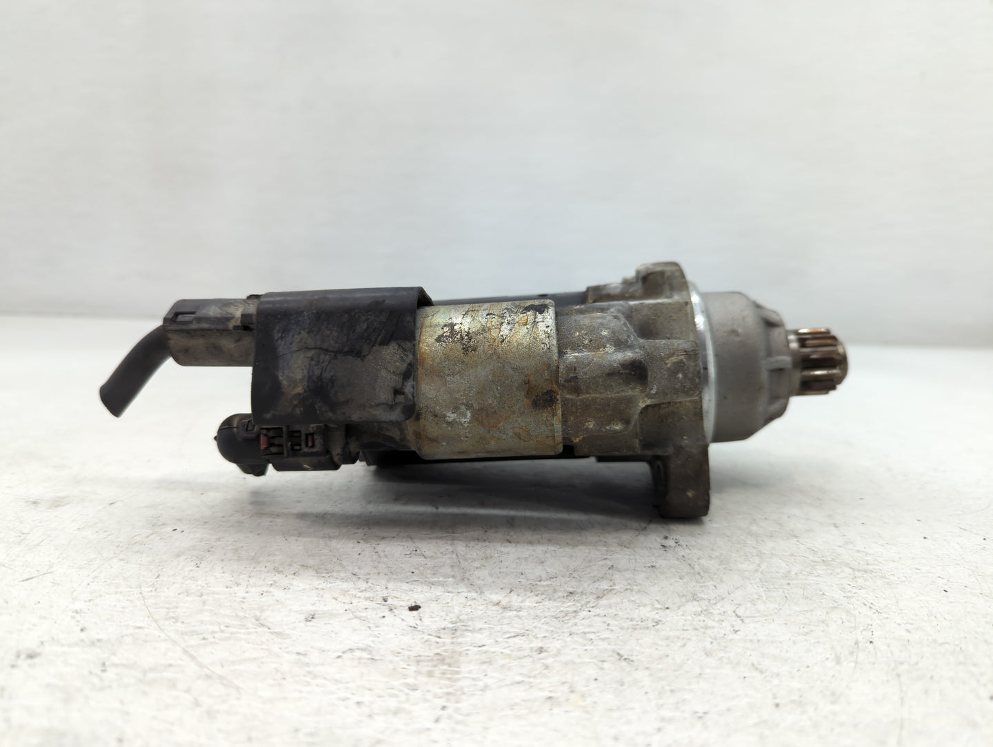 2012-2016 Volkswagen Jetta Car Starter Motor Solenoid OEM P/N:16042015 02M 911 023 G Fits Fits 2012 2013 2014 2015 2016 2018